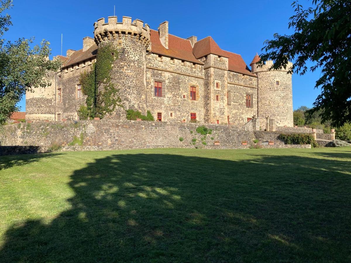 Chateau Royal De Saint-Saturnin 외부 사진