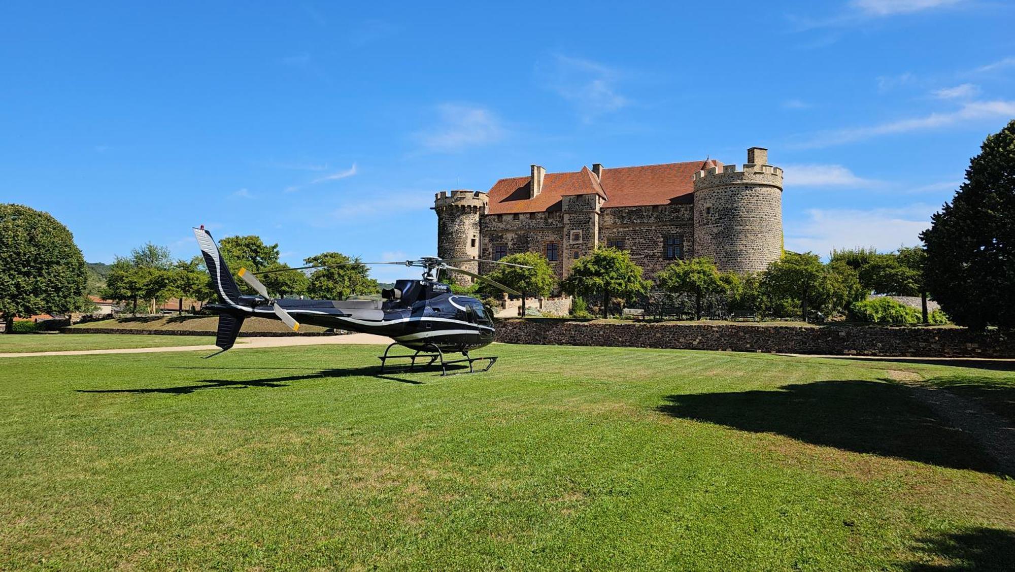 Chateau Royal De Saint-Saturnin 외부 사진